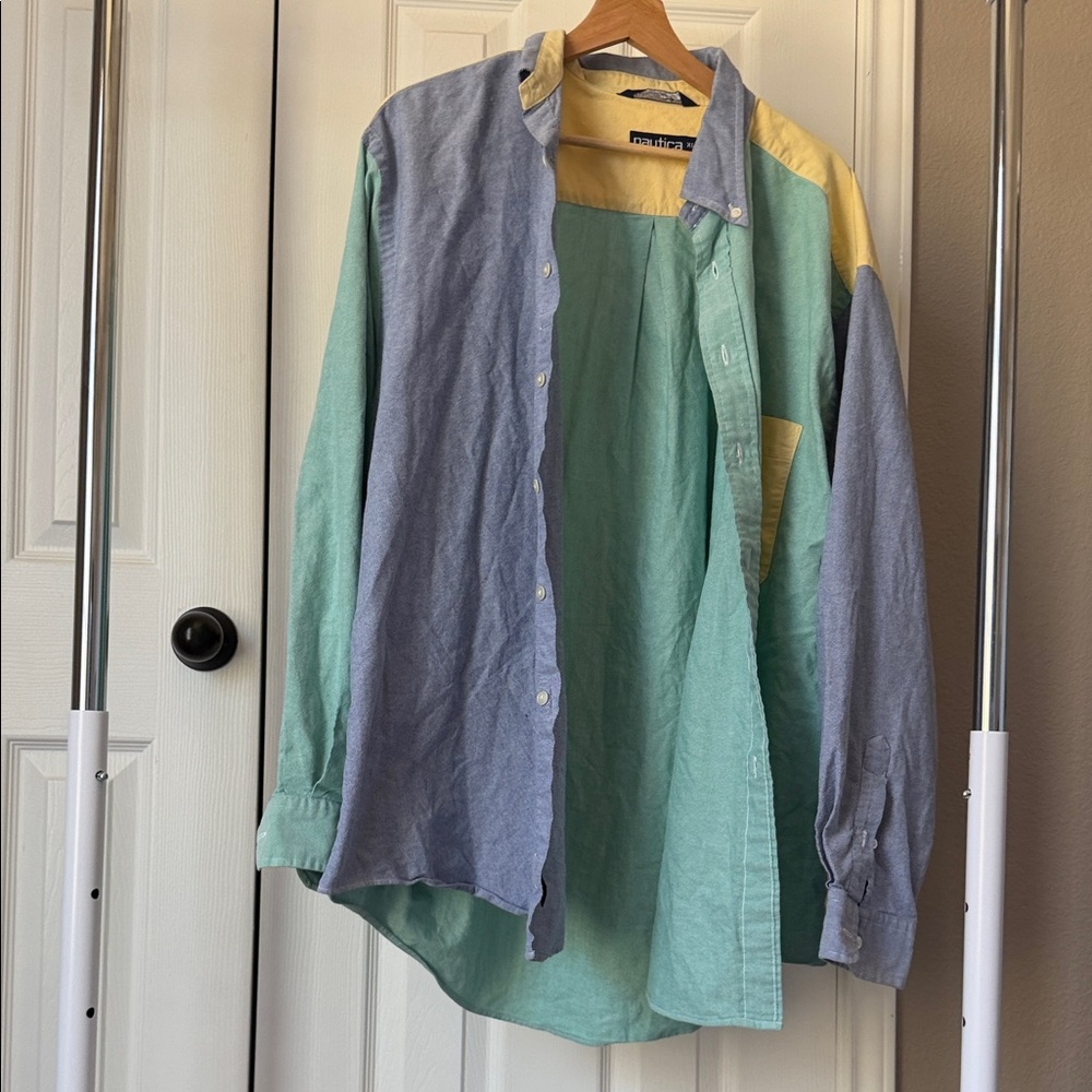 Nautica Men's Multicolor Button Down Shirt